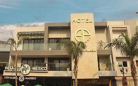 Hotel Grand One Plaza